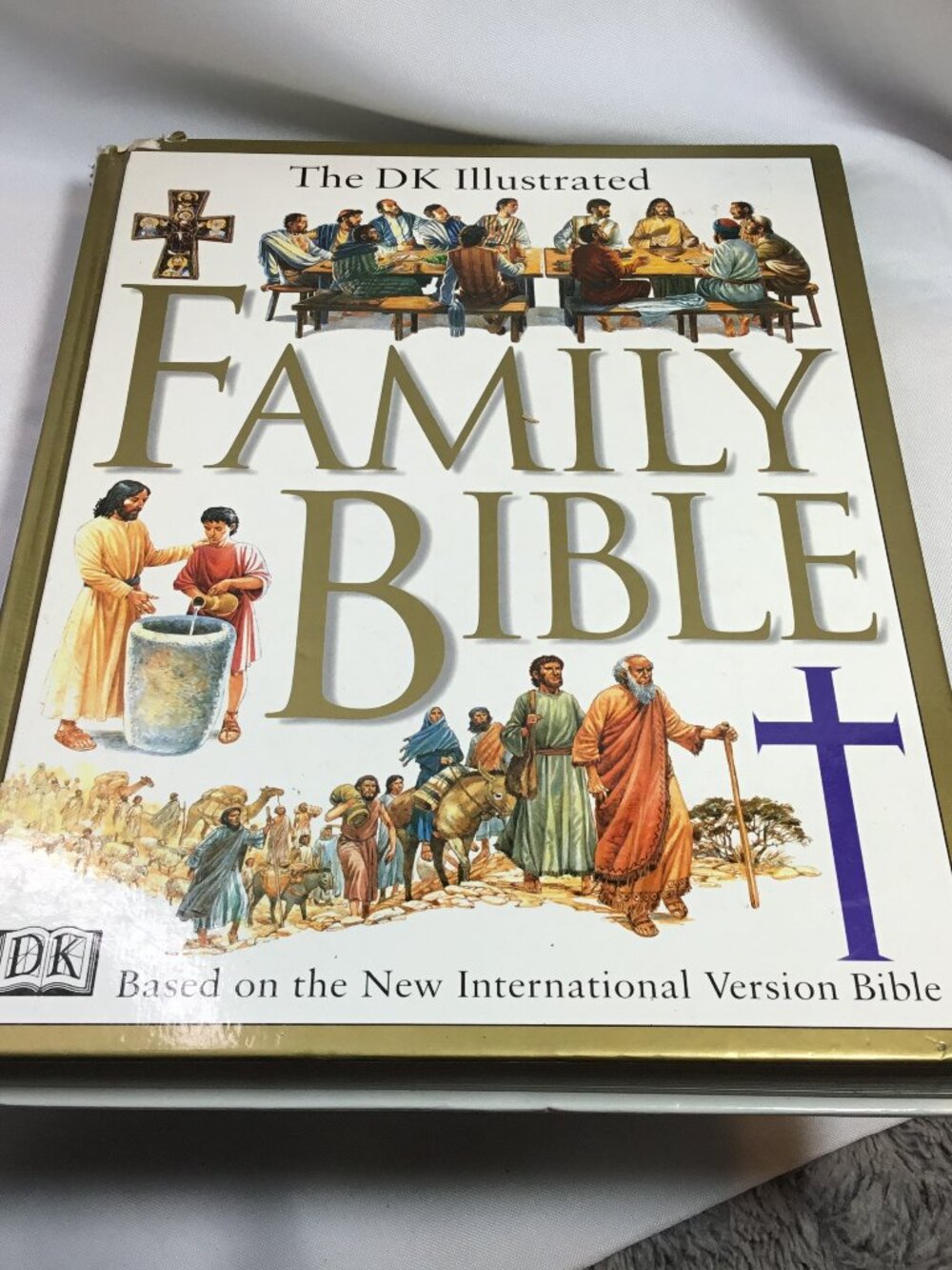 ILLUSTRATED FAMILY BIBLE Based On The NIV Bible NEW HB (DK Publisher) NR
